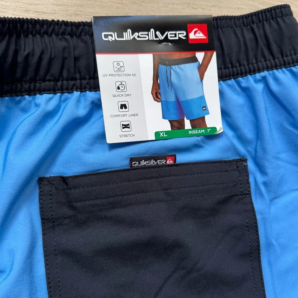 NWT Quicksliver Men’s Blue Board Shorts